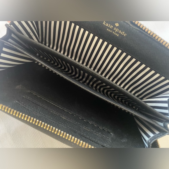 Kate Spade Wallet - Picture 3 of 11